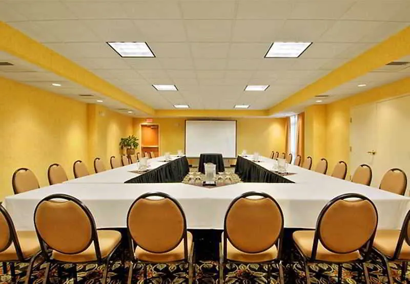Courtyard By Marriott Sacramento Midtown Hotel