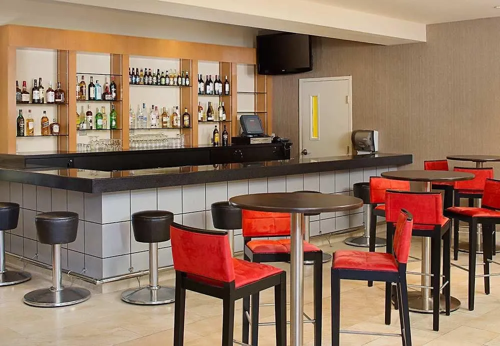 Courtyard By Marriott Sacramento Midtown Hotel