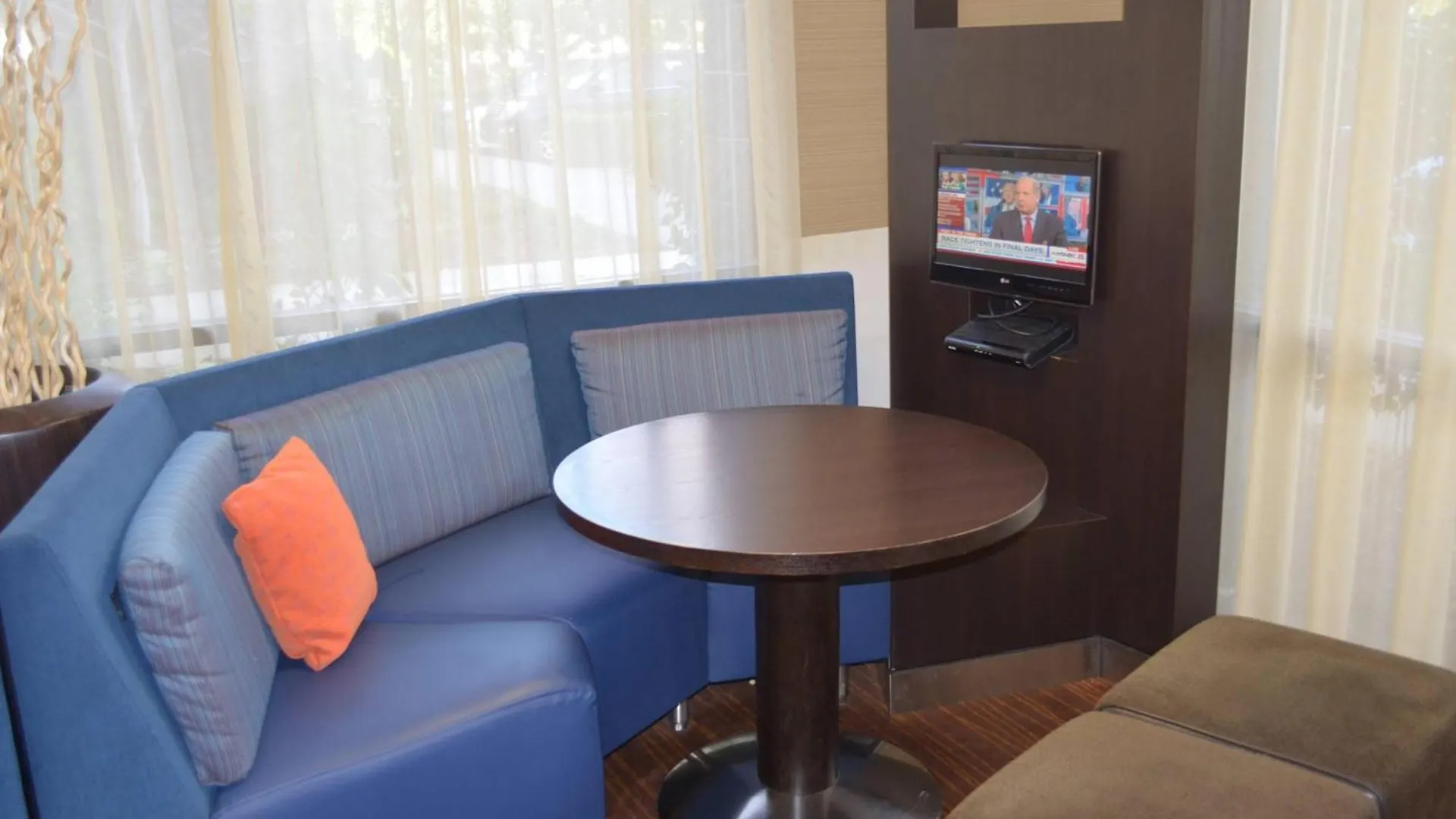 Courtyard By Marriott Sacramento Midtown Hotel 3*,  United States